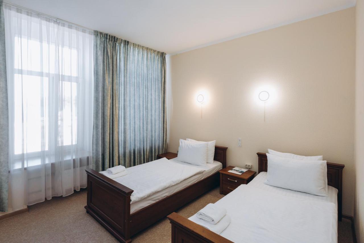Hotel Voskresensky Soumy Extérieur photo