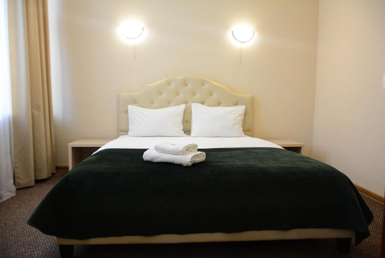 Hotel Voskresensky Soumy Extérieur photo