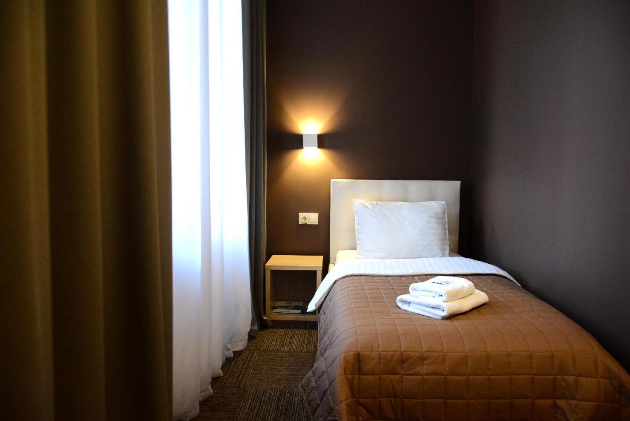 Hotel Voskresensky Soumy Extérieur photo